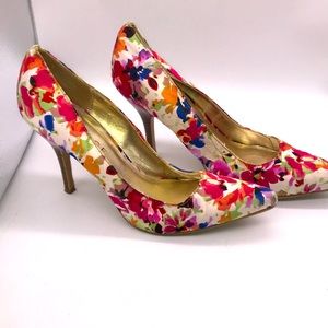 Rampage satin floral pattern heels size 9